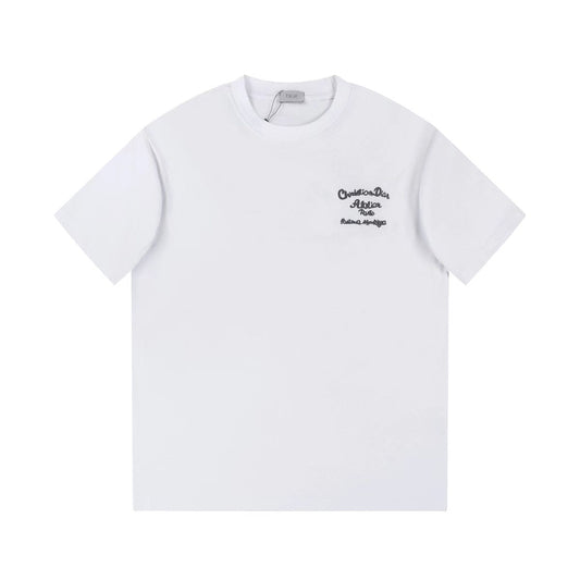 Round neck, embroidered letters on the front and back, simple and fashionable short sleeves