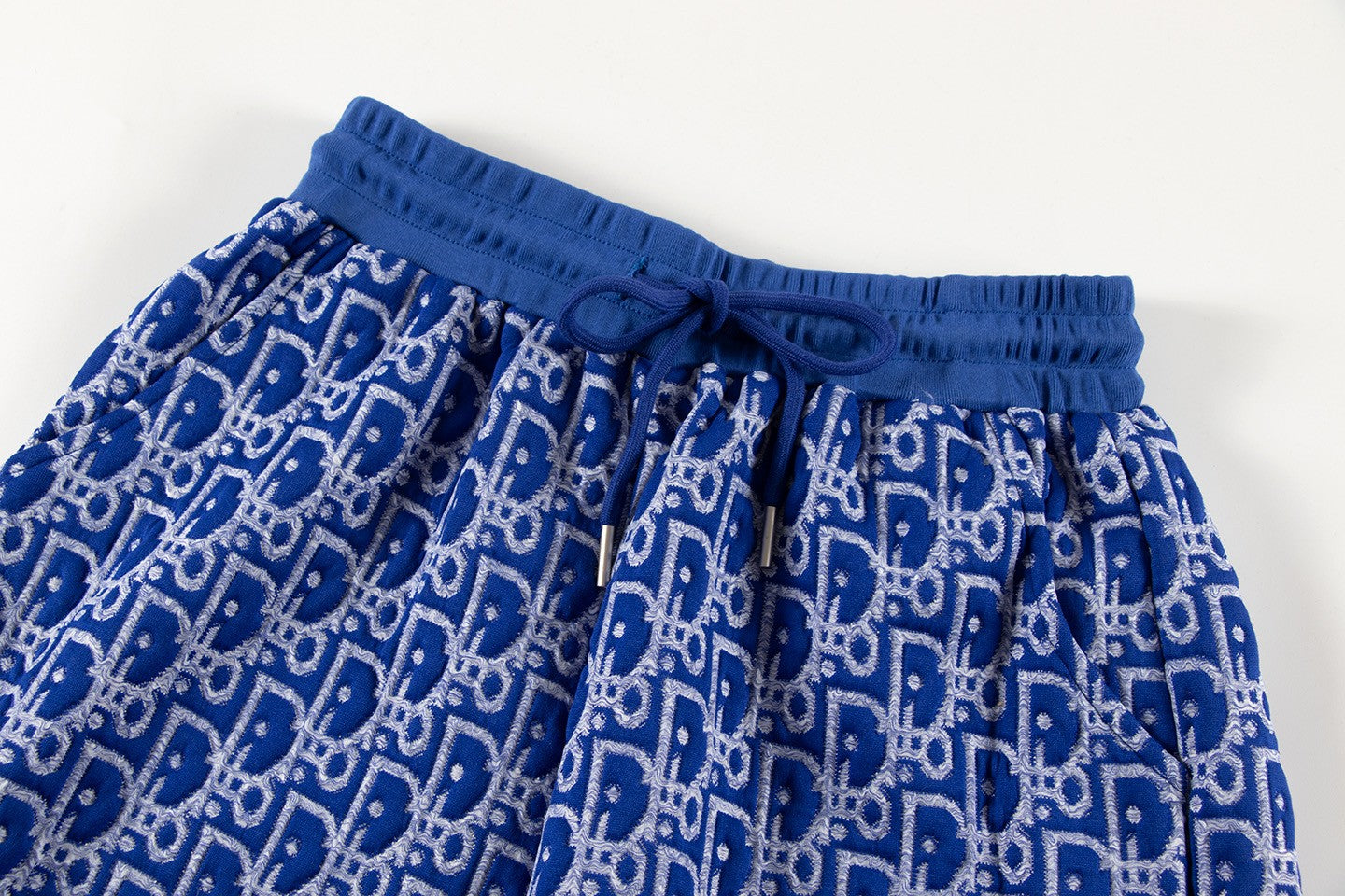 Jacquard knit shorts