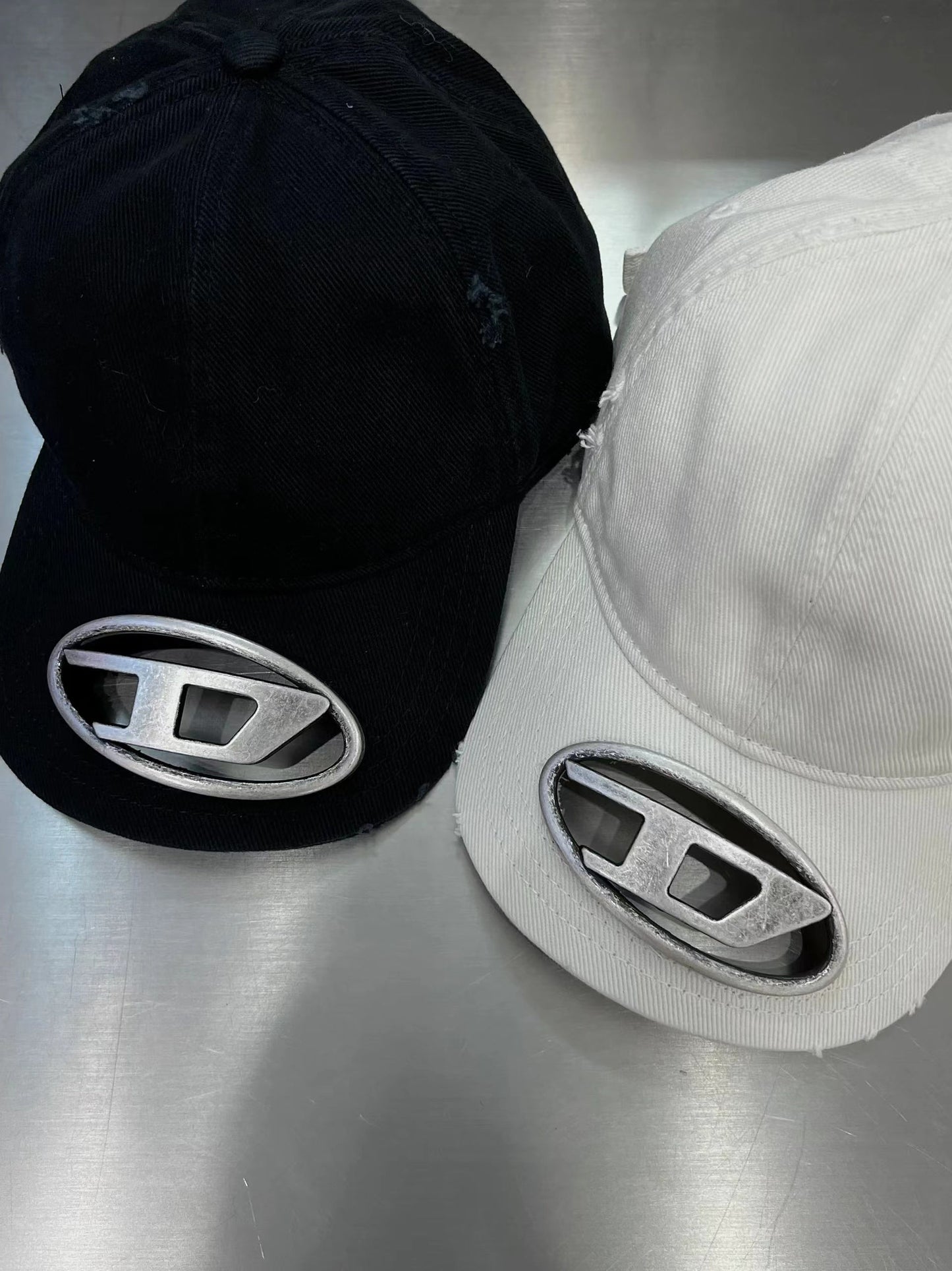 Metallic D logo hat