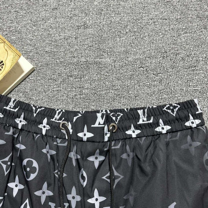 Logo printing all over three-dimensional printing five-point casual beach shorts