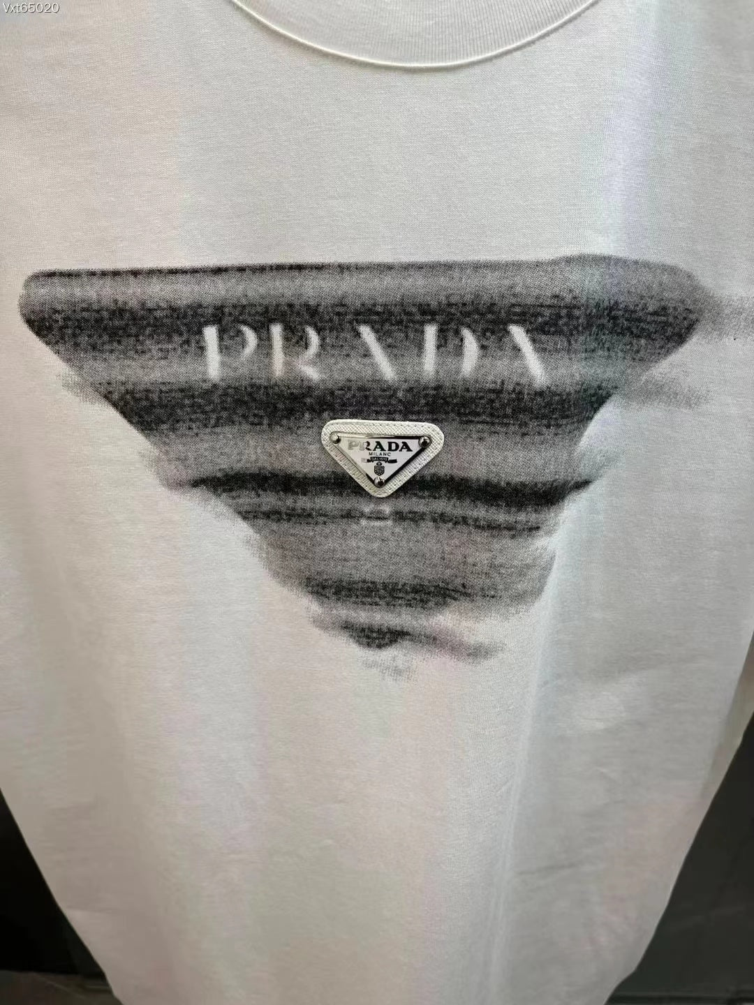 Triangle logo t-shirt