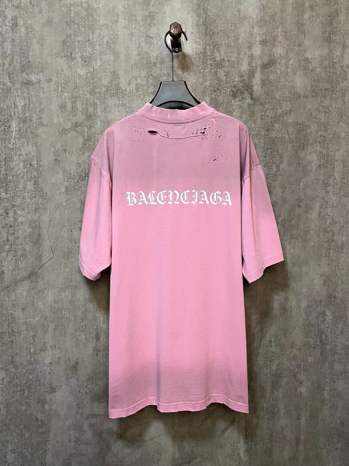 24ss Pink distressed holes T-shirts