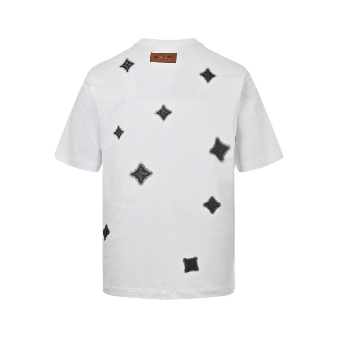 Three-dimensional short-sleeved watermark star embellishment