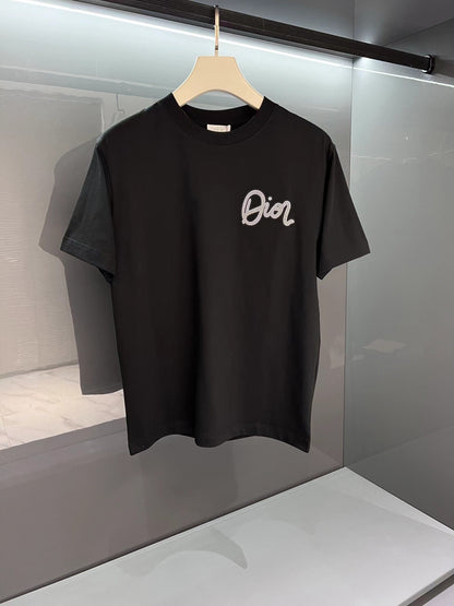 Exquisite logo flocked embroidered T-shirt