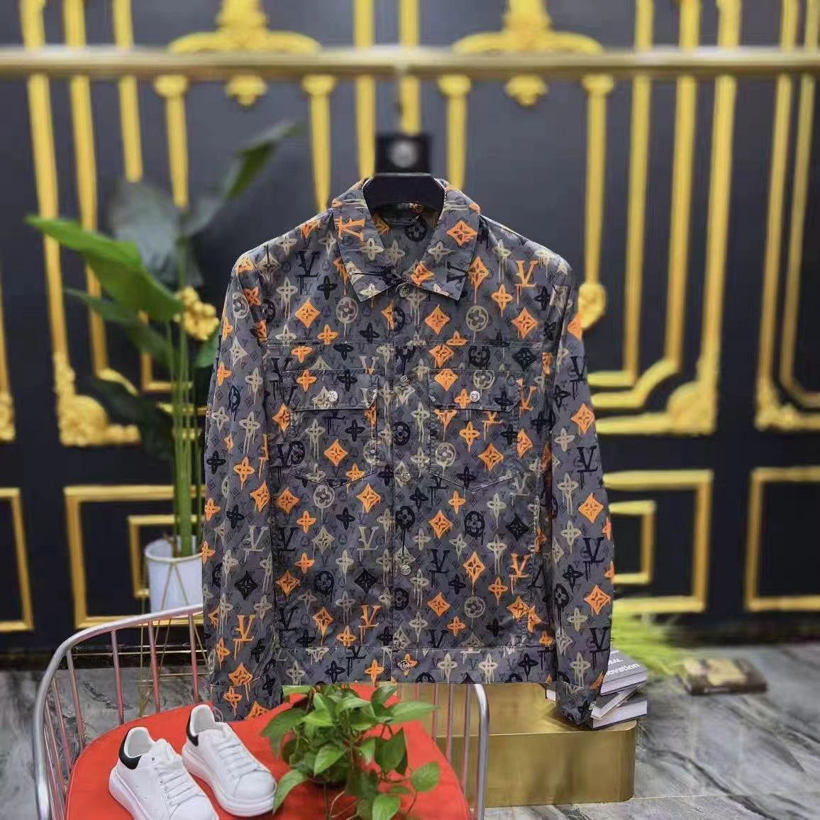 Printed Slim Lapel Shirt